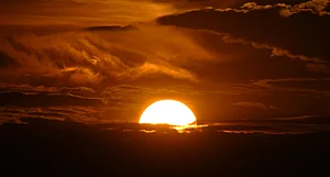 Ap : This year's record temperatures are influenced by an El Niño event.